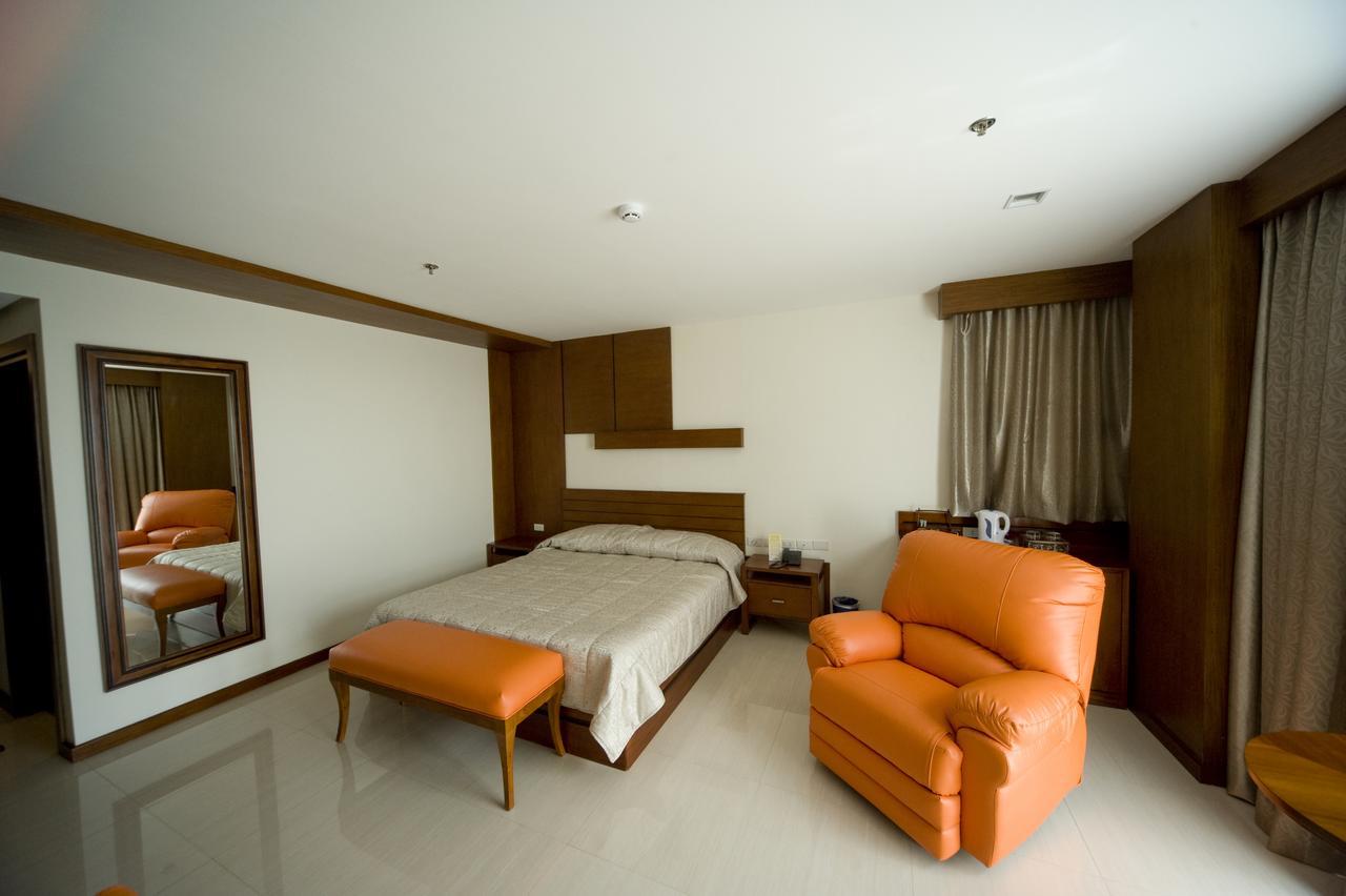 Skinetics Wellness Center Boutique Hotel Iloilo City Exterior foto