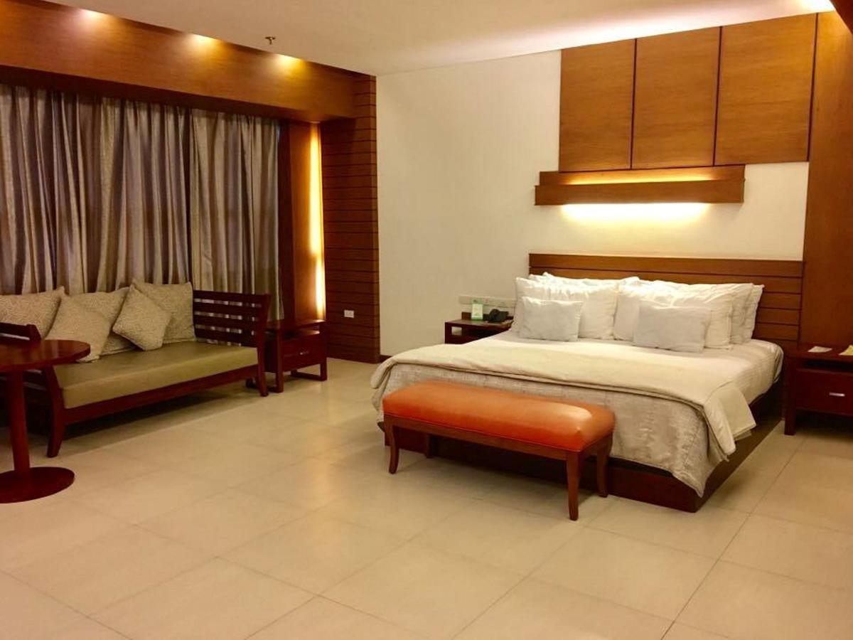 Skinetics Wellness Center Boutique Hotel Iloilo City Exterior foto